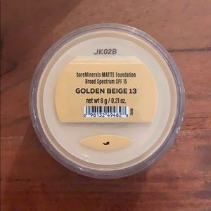 bareMinerals Golden Beige 13 Matte Foundat…